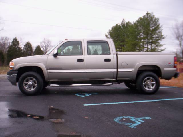 GMC Sierra SLT Pickup