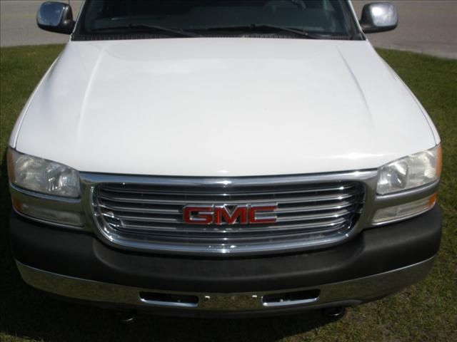 GMC Sierra 2001 photo 2