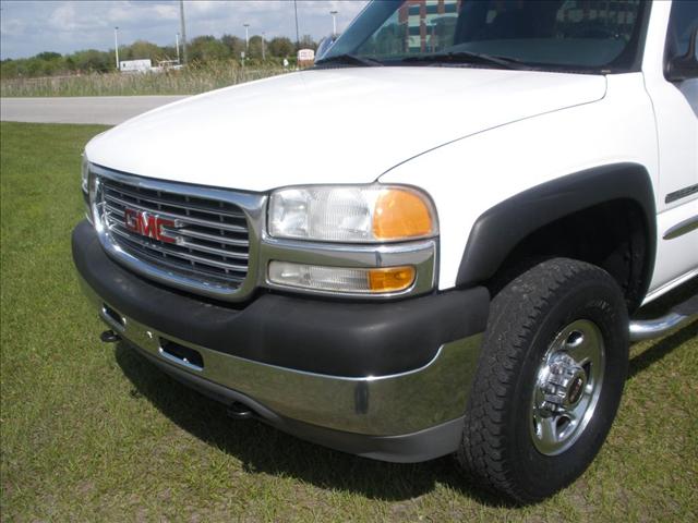 GMC Sierra 2001 photo 0