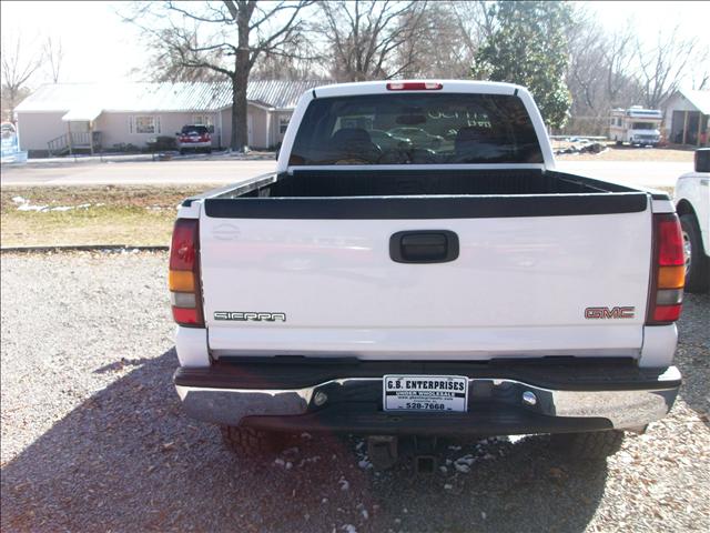 GMC Sierra 2001 photo 2