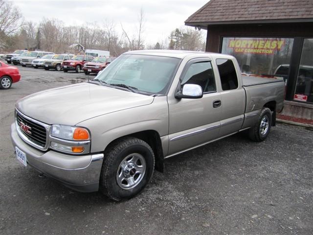 GMC Sierra 2001 photo 2