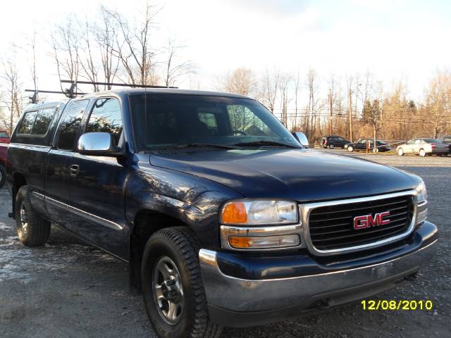 GMC Sierra 2001 photo 2