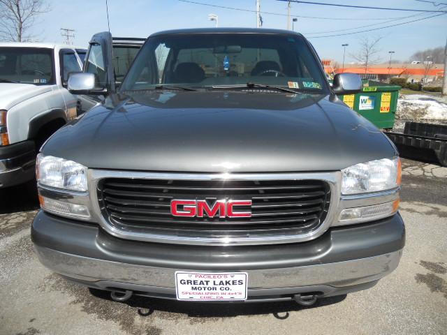 GMC Sierra 2001 photo 2