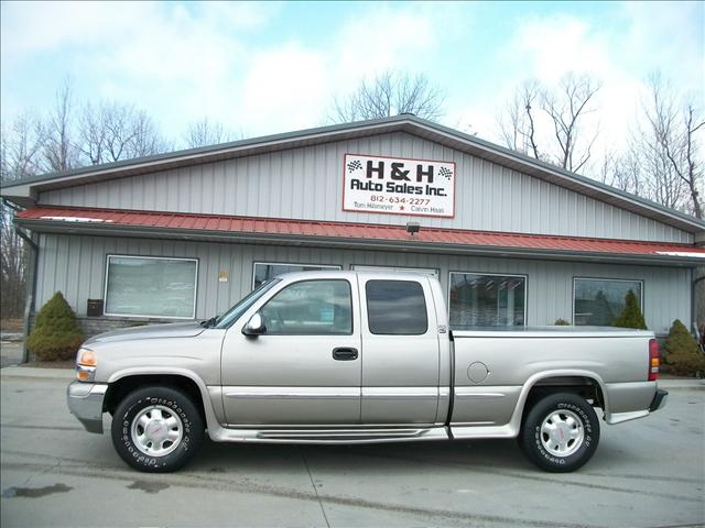 GMC Sierra SLT Pickup