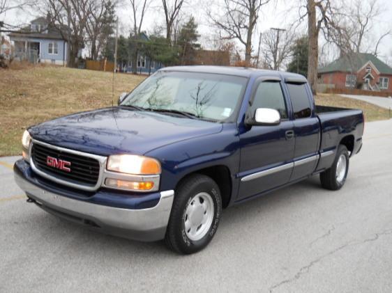 GMC Sierra 2001 photo 2