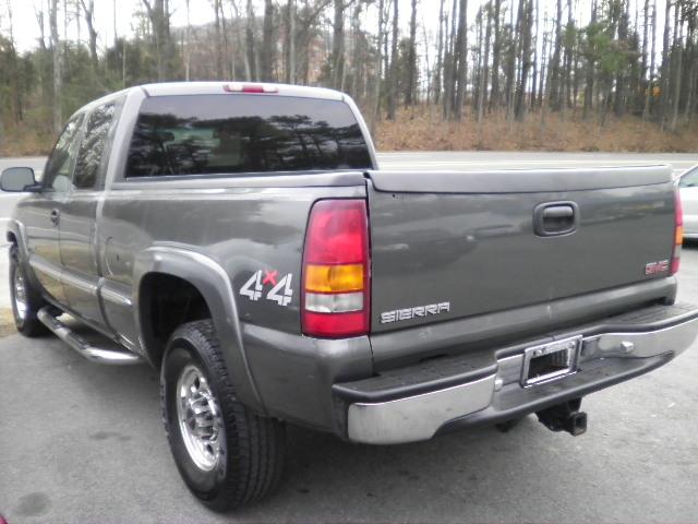 GMC Sierra SLT Pickup