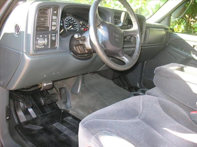 GMC Sierra 2001 photo 2