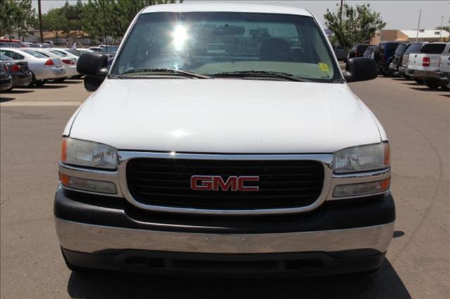 GMC Sierra 2002 photo 2