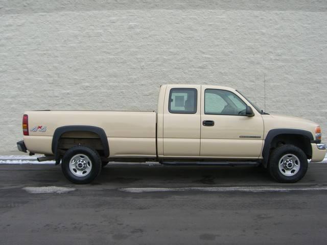 GMC Sierra V8 R-design Pickup