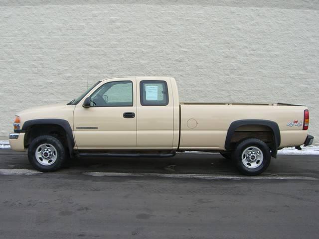 GMC Sierra 2003 photo 1