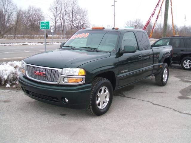 GMC Sierra EX Sedan 4D Pickup