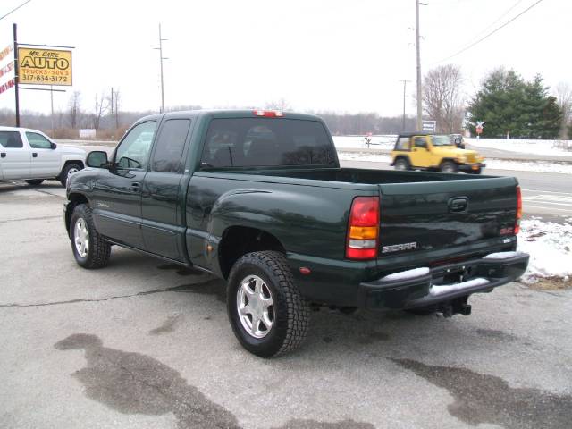 GMC Sierra 2003 photo 3