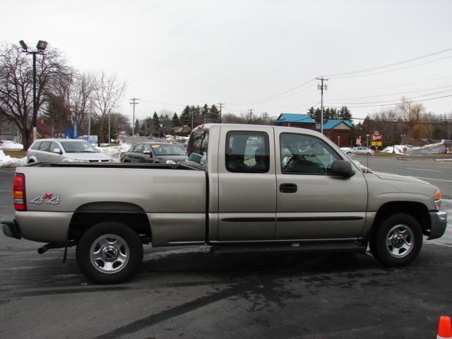 GMC Sierra 2003 photo 3