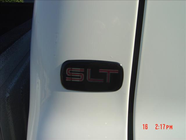 GMC Sierra 2003 photo 2