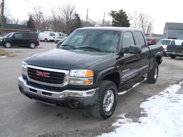 GMC Sierra 2003 photo 1