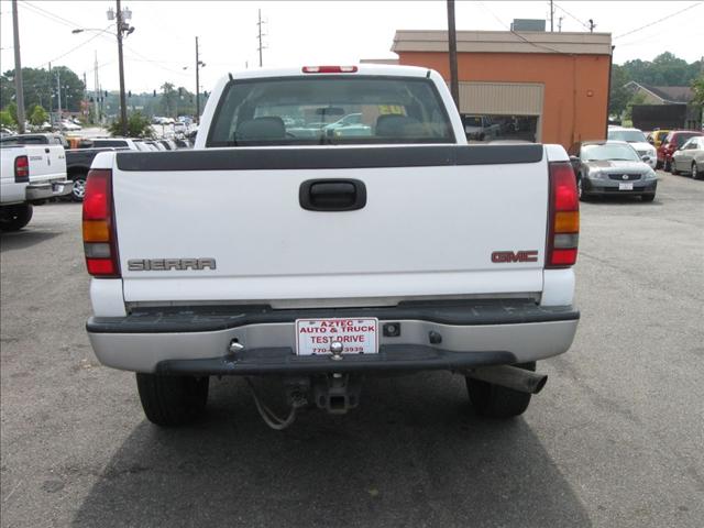 GMC Sierra 2003 photo 3