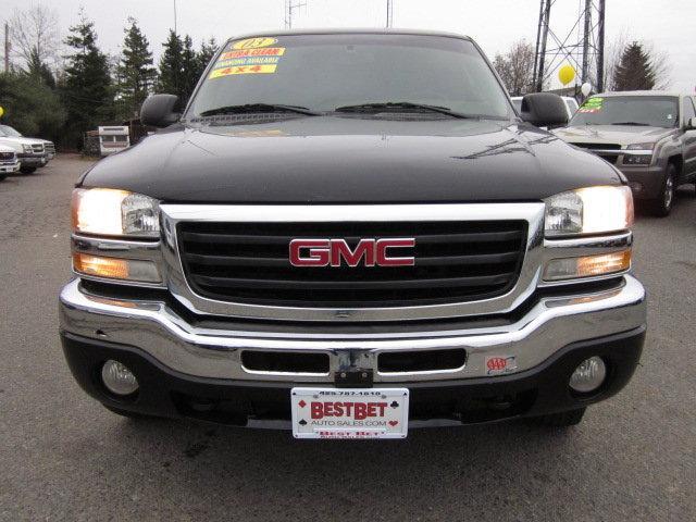 GMC Sierra AWD 4dr 15 Pickup