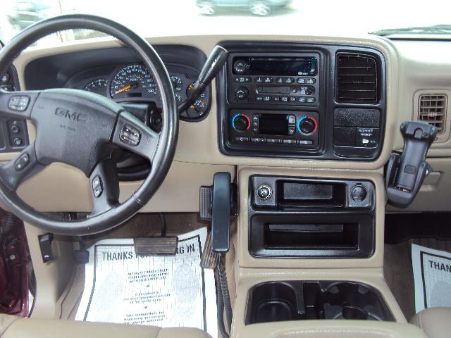 GMC Sierra 2003 photo 4