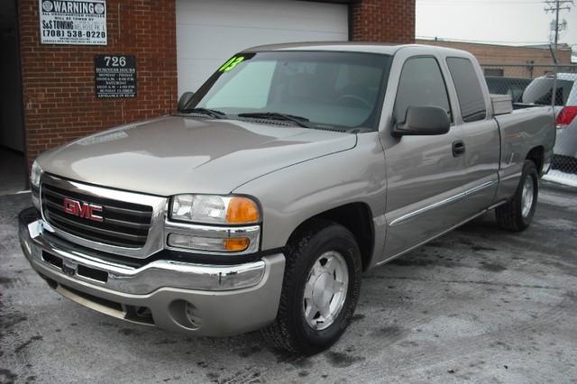 GMC Sierra 2003 photo 0