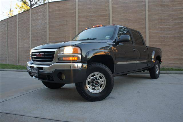 GMC Sierra 2003 photo 2