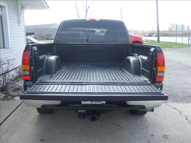 GMC Sierra 2003 photo 1