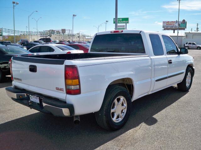 GMC Sierra 2003 photo 1