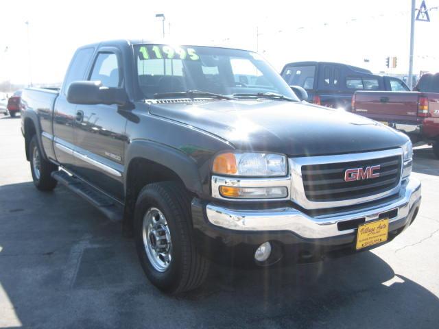 GMC Sierra 2003 photo 2