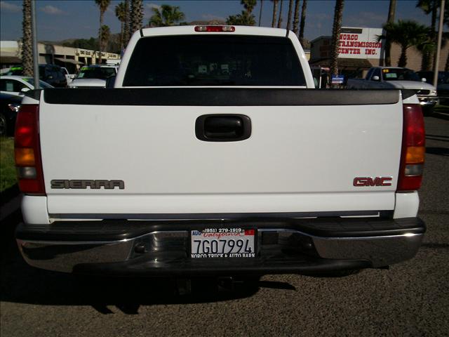 GMC Sierra 2003 photo 4