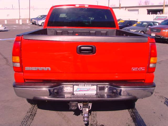 GMC Sierra 2003 photo 2