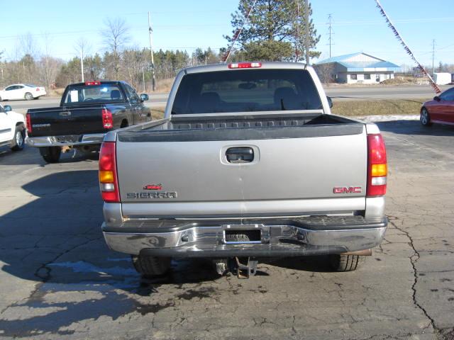 GMC Sierra 2003 photo 3