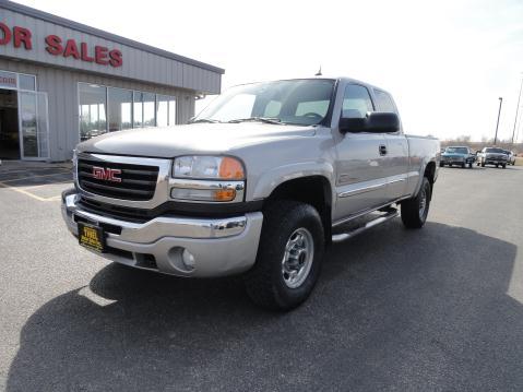 GMC Sierra 2004 photo 3