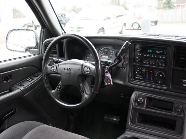 GMC Sierra 2004 photo 5