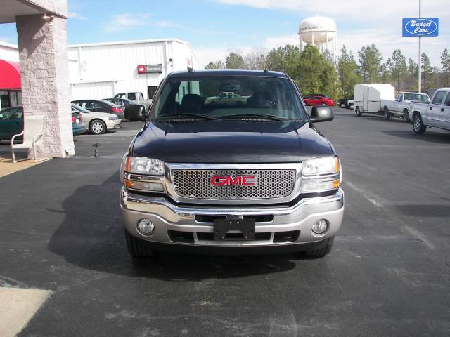 GMC Sierra 2005 photo 1