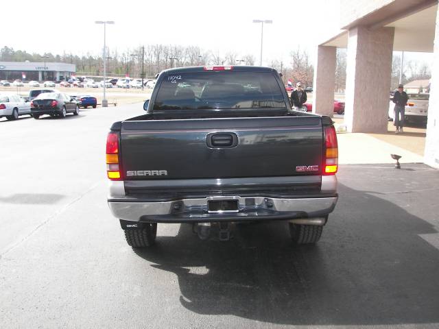 GMC Sierra 45 Pickup