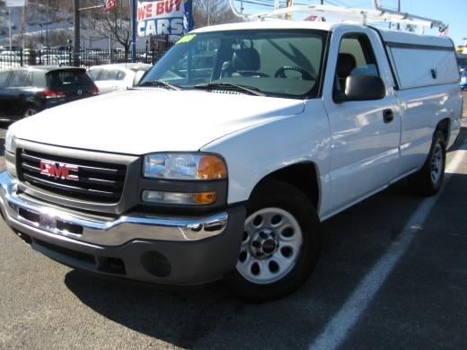 GMC Sierra 2005 photo 1