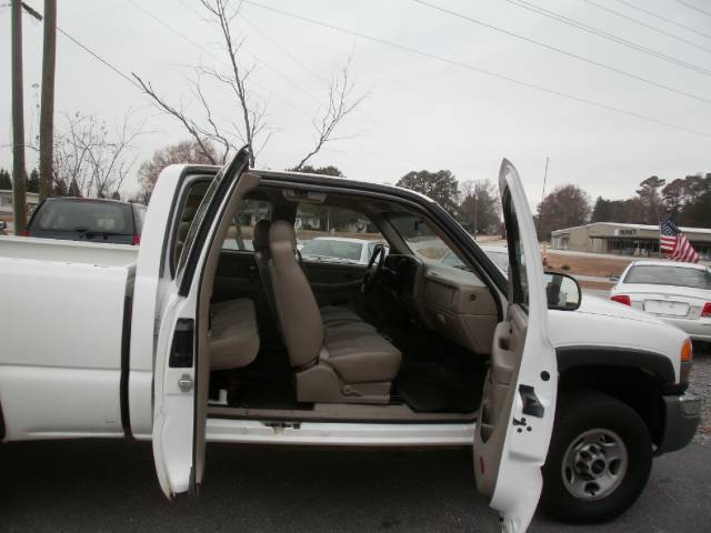 GMC Sierra 2005 photo 3