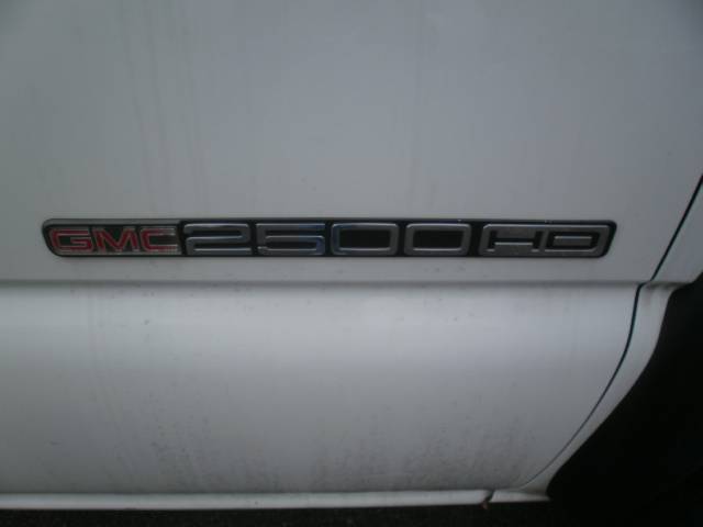 GMC Sierra 2005 photo 1