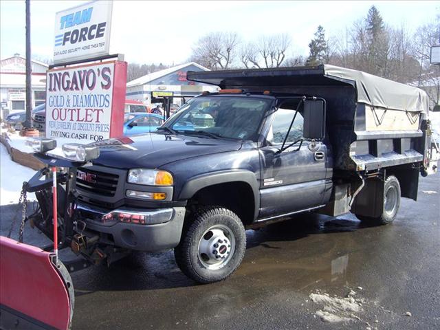 GMC Sierra 2005 photo 2