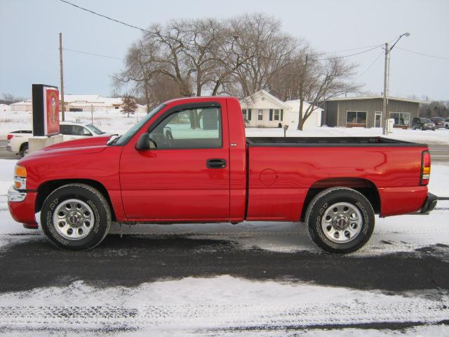 GMC Sierra 2005 photo 1