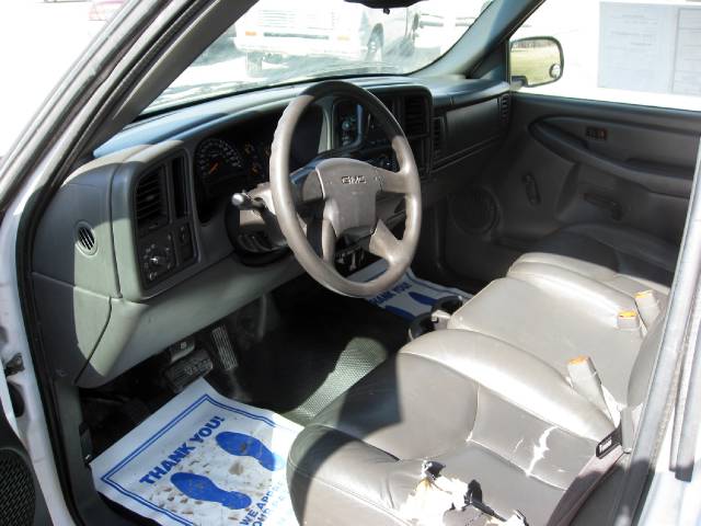 GMC Sierra 2005 photo 1