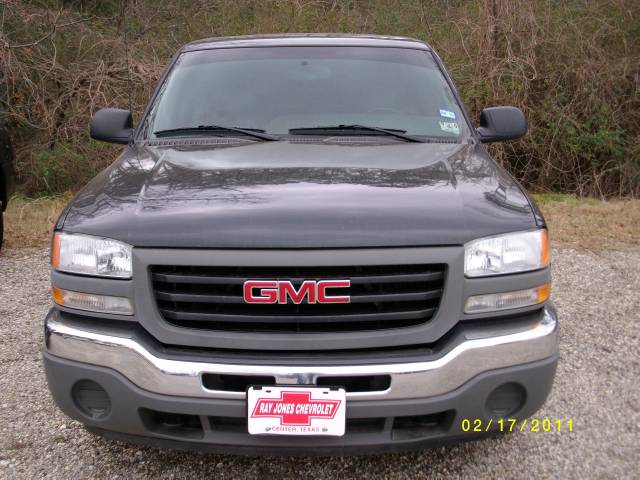 GMC Sierra 2005 photo 1