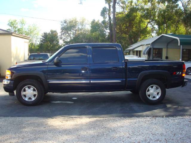 GMC Sierra 2005 photo 4