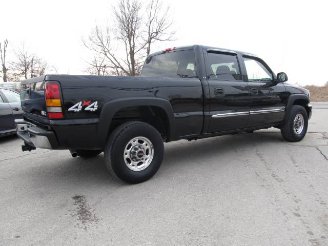 GMC Sierra 2005 photo 1