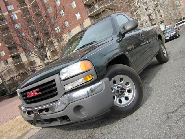 GMC Sierra 2005 photo 3