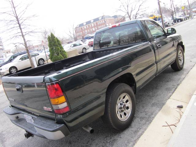 GMC Sierra V8 R-design Pickup