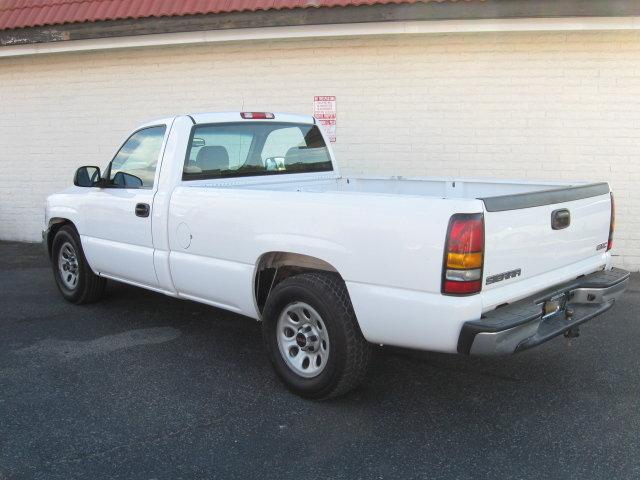 GMC Sierra 2005 photo 4