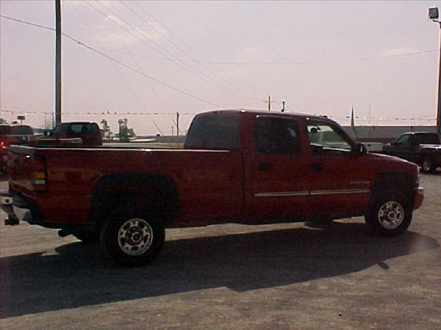 GMC Sierra 2005 photo 2