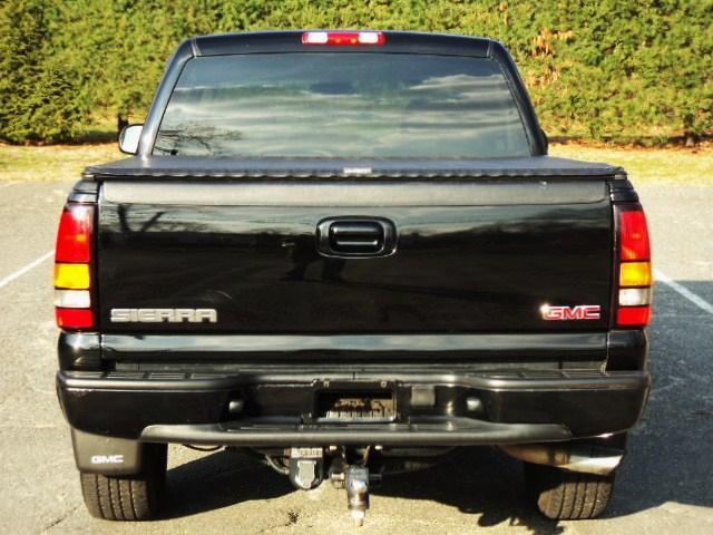 GMC Sierra 4WD 4dr AT Pickup