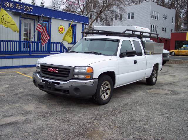 GMC Sierra 2005 photo 3