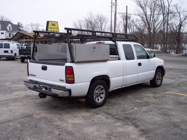 GMC Sierra Luggage Rack Extended Cab Pickup